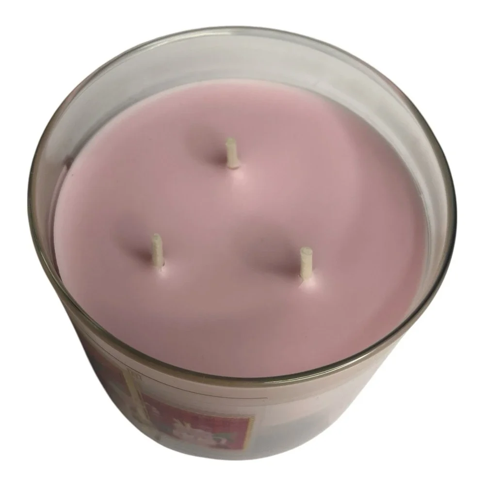 Bath & Body Works Mrs Claus Cocktail Christmas 3 Wick Scented Candle  14.5 oz
